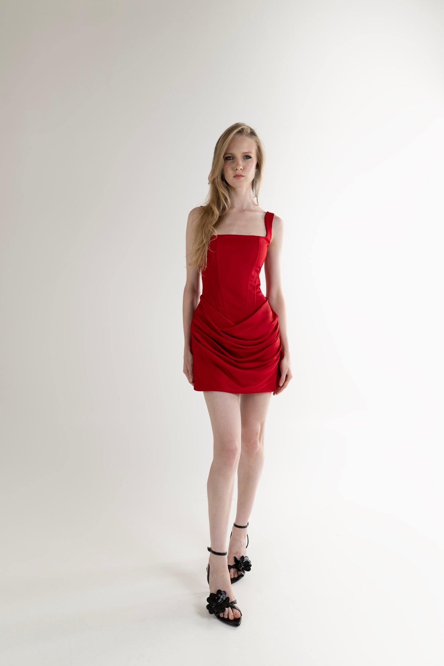 LYRA Scarlet Red