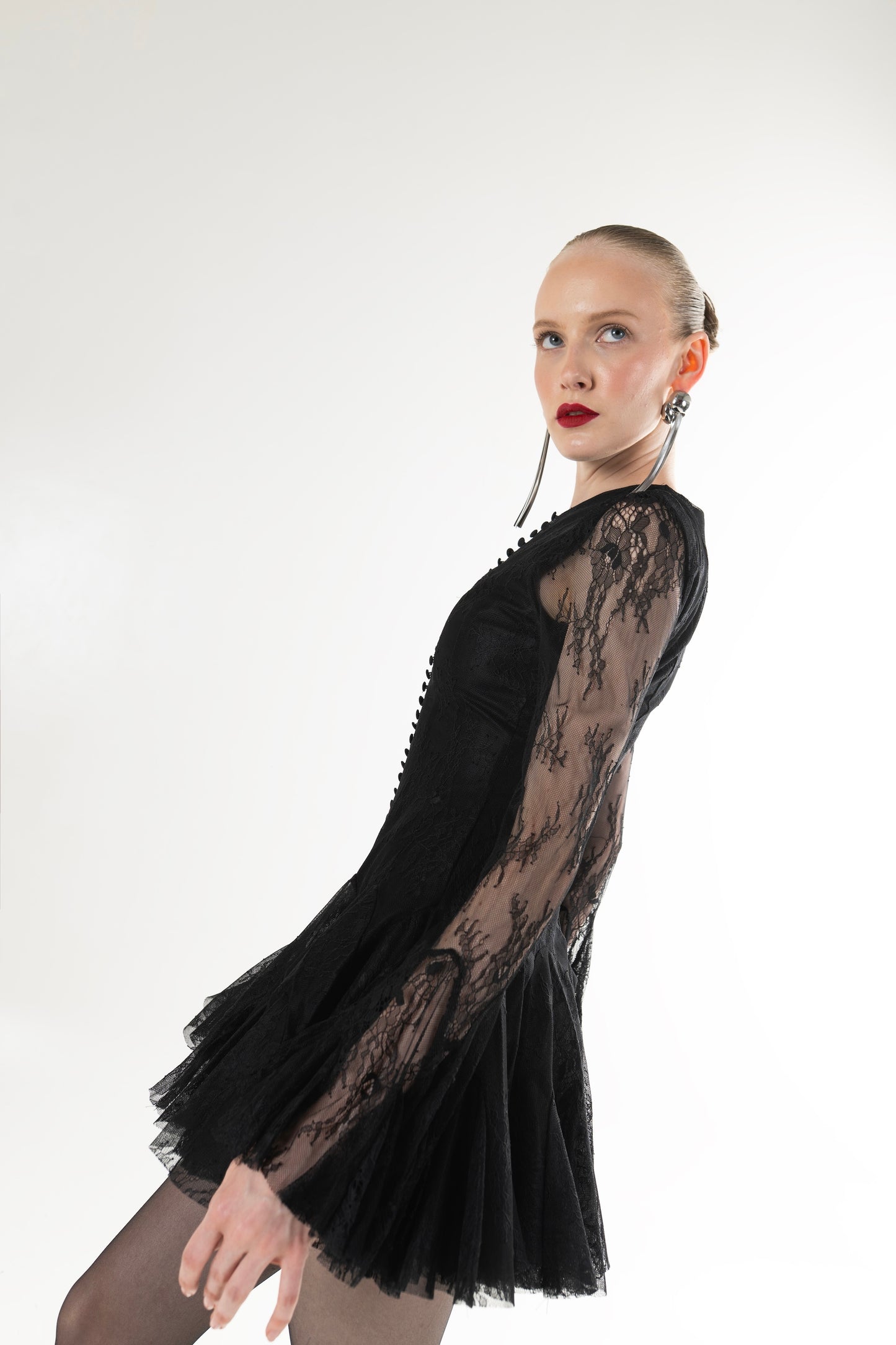 LIVIA Black