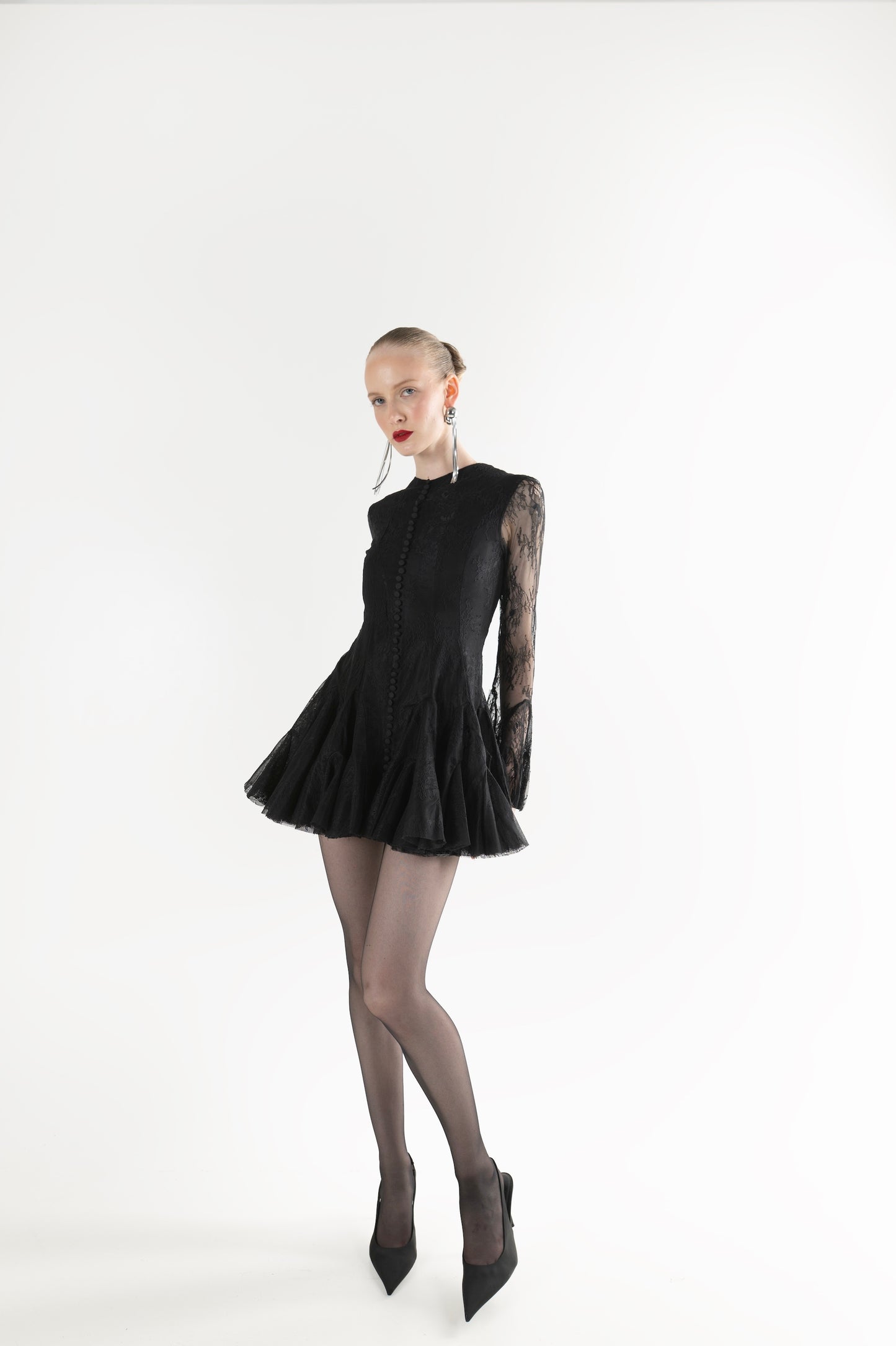 LIVIA Black