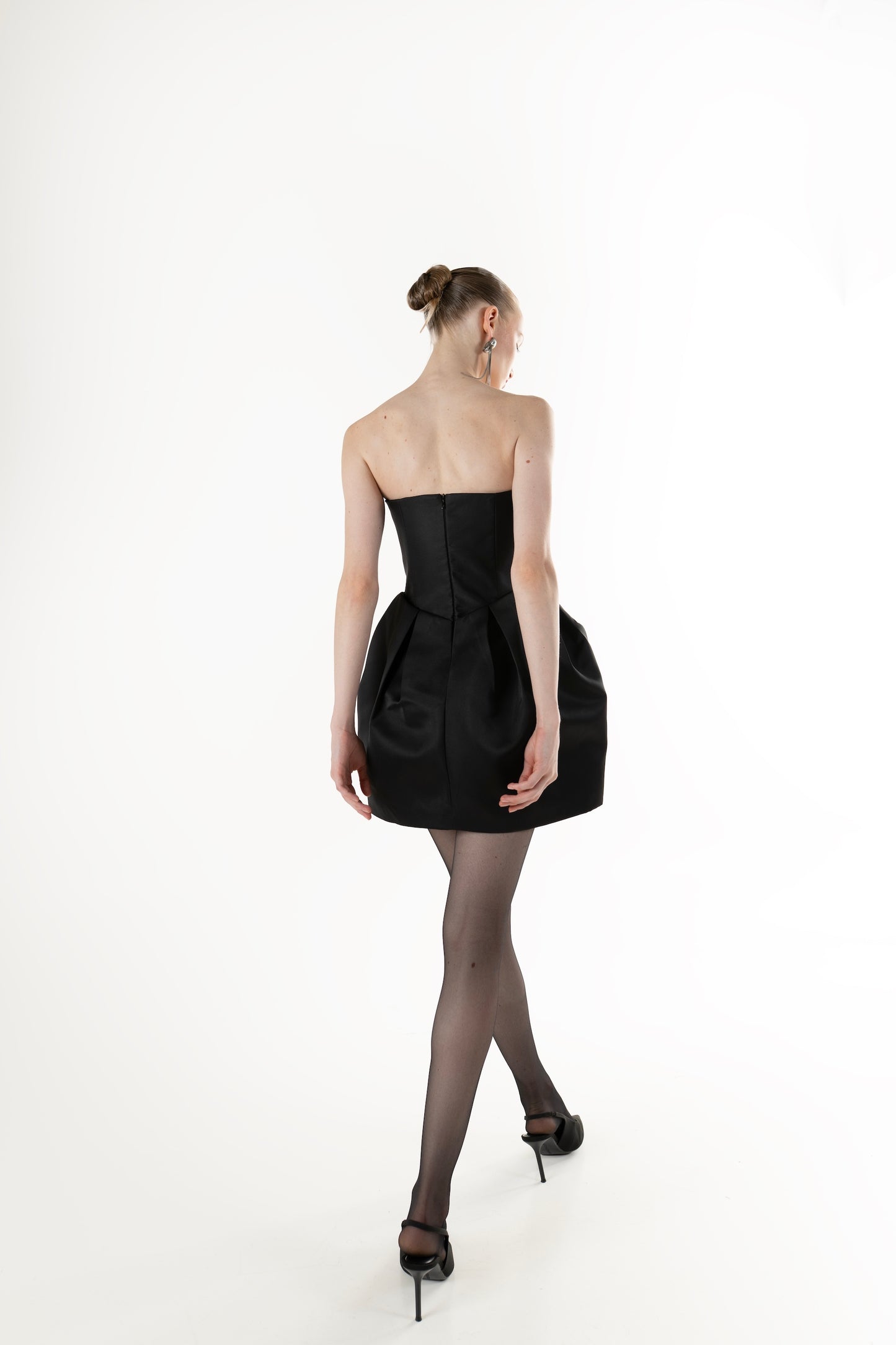 ALMA Black