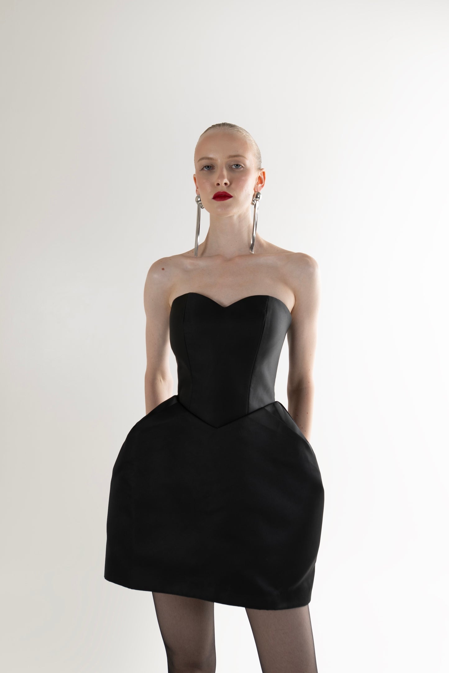 ALMA Black