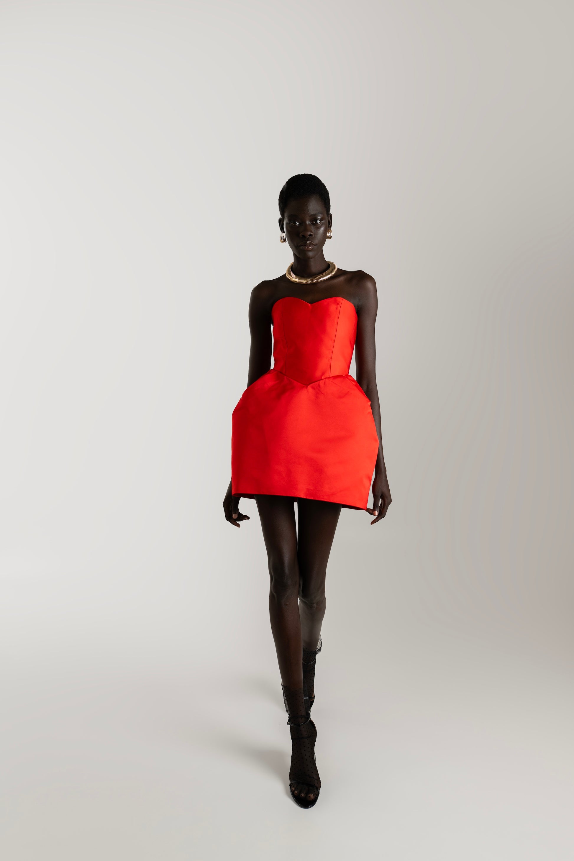 IRA by Irini Charalampous, @irathebrand online shop fashionable ready-to-wear womenswear brand ALMA scuba strapless sweetheart neckline mini dress in red color. Shop online from Cyprus and Greece. 
