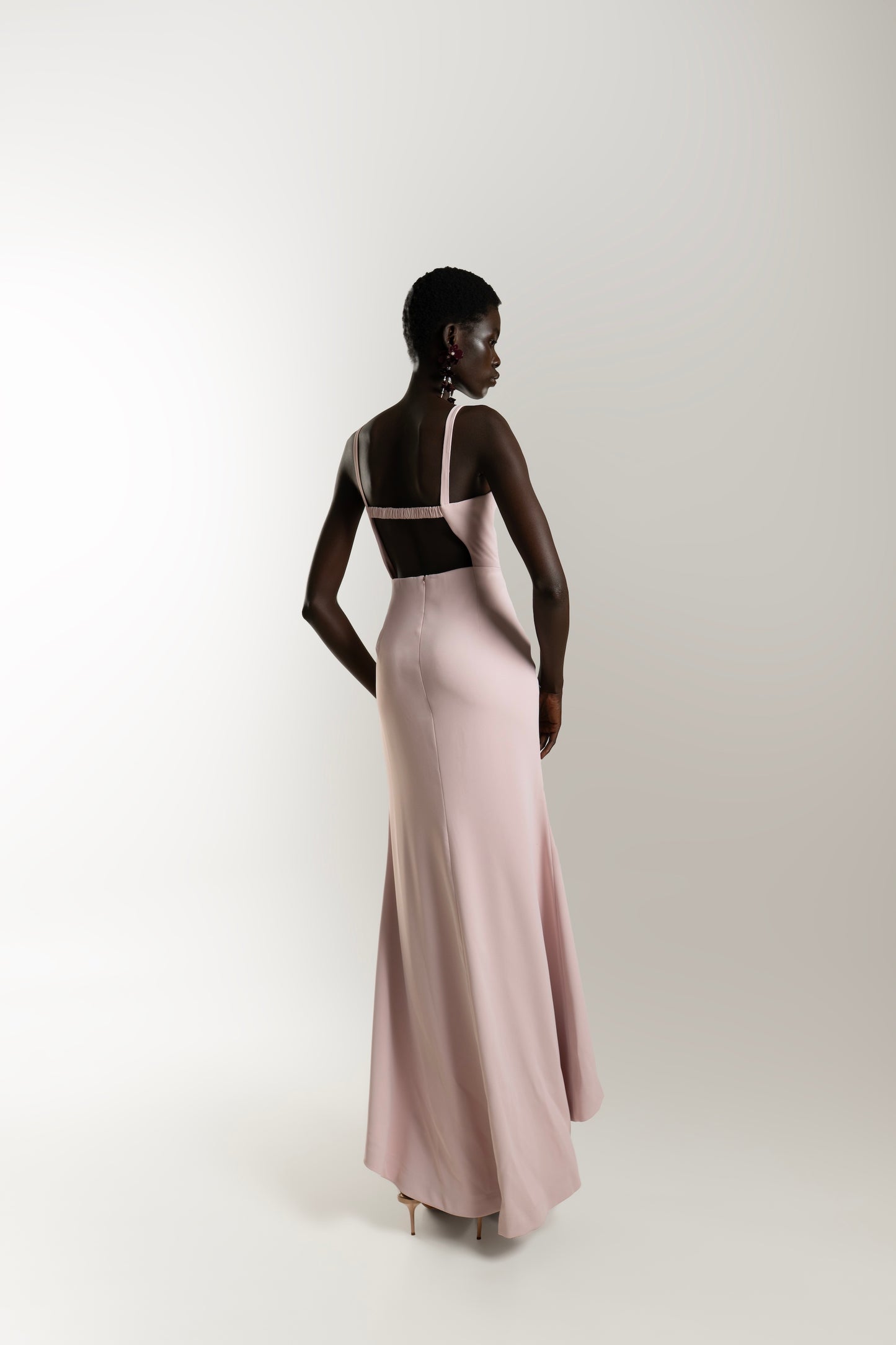 IRA by Irini Charalampous, @irathebrand online shop fashionable ready-to-wear womenswear brand MOIRA maxi dress with open back in powder pink color. Shop online from Cyprus and Greece.